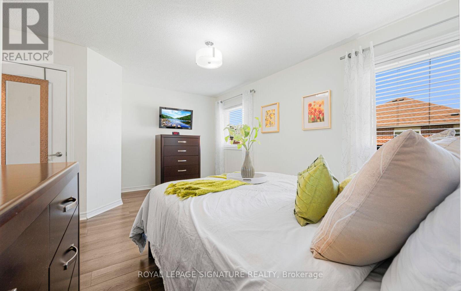 5675 Raleigh Street, Mississauga, Ontario  L5M 7E6 - Photo 26 - W12307216