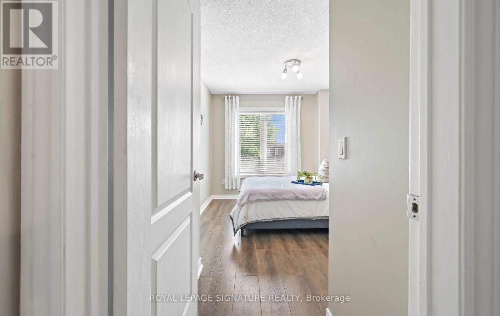 5675 Raleigh Street, Mississauga, Ontario  L5M 7E6 - Photo 31 - W12307216