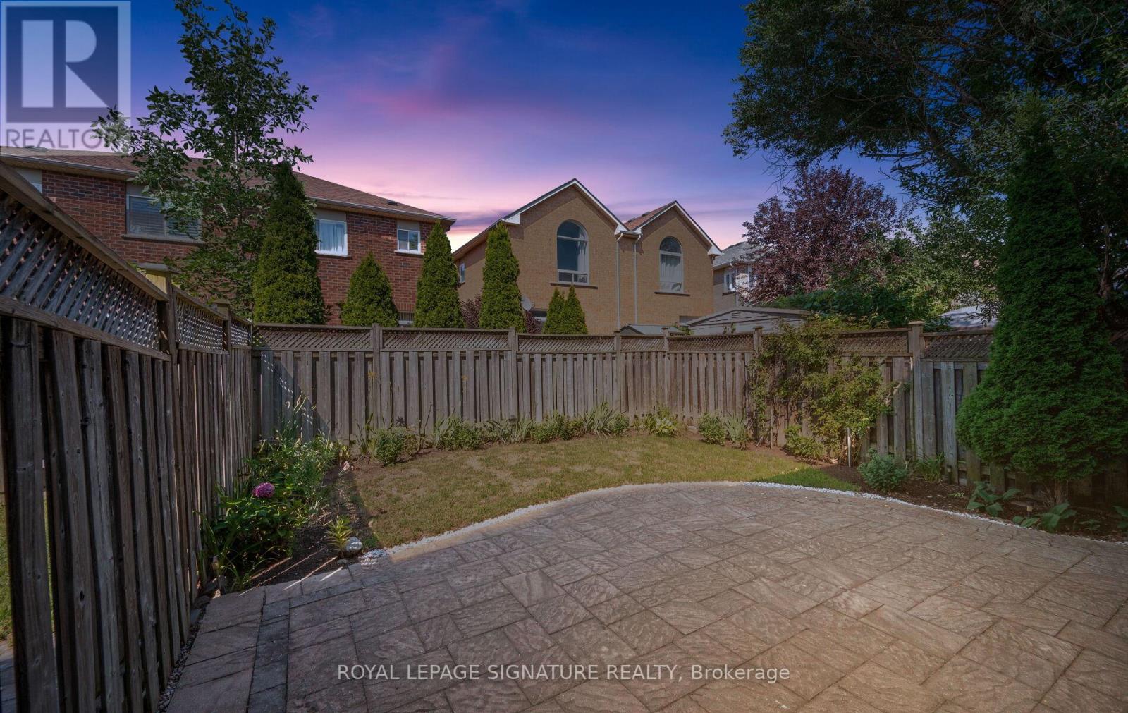 5675 Raleigh Street, Mississauga, Ontario  L5M 7E6 - Photo 40 - W12307216