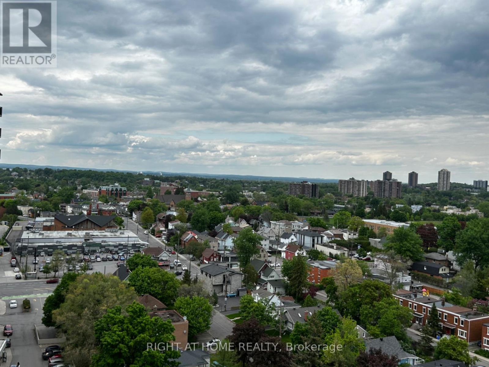 Property at 1607 - 158C MCARTHUR AVENUE image 3