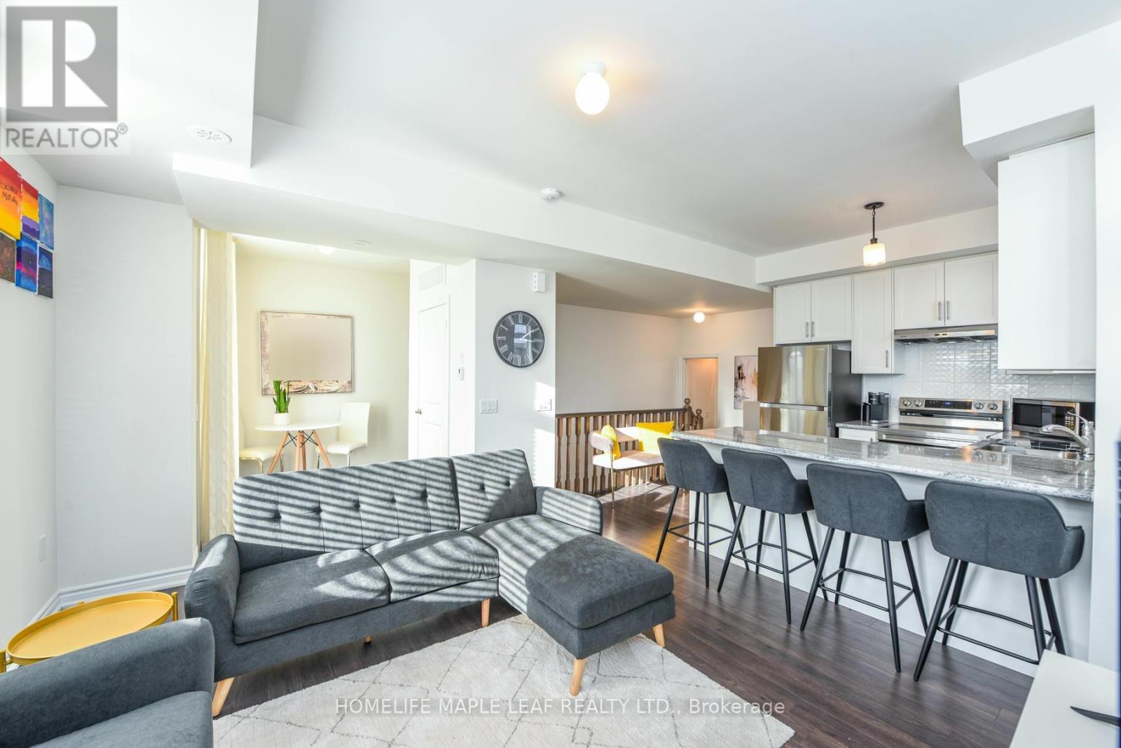 215 - 30 Halliford Place, Brampton (Bram East), Ontario  L6P 4R1 - Photo 9 - W12300872