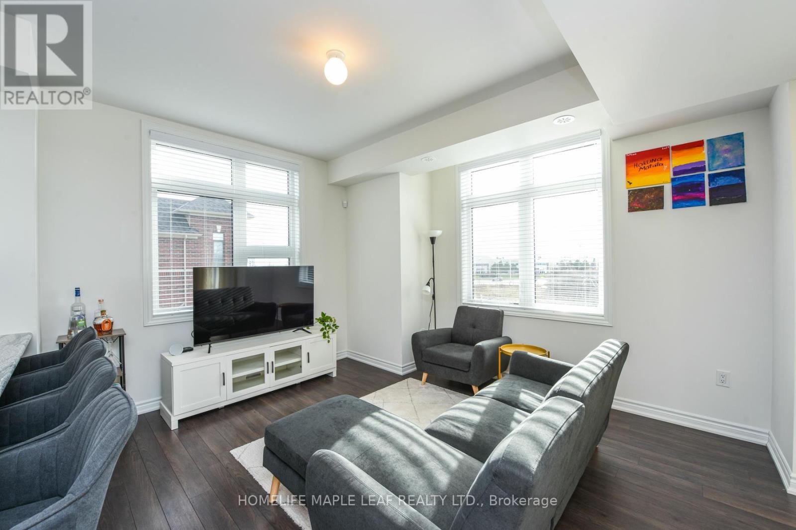 215 - 30 Halliford Place, Brampton (Bram East), Ontario  L6P 4R1 - Photo 8 - W12300872