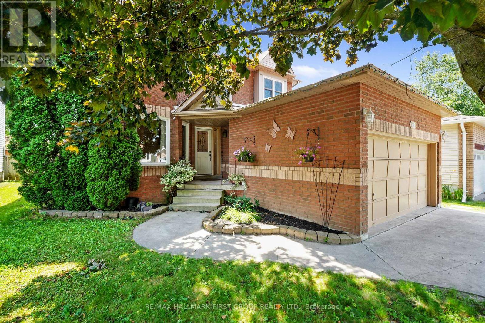 120 Sutherland Crescent, Cobourg, Ontario  K9A 5L1 - Photo 2 - X12307219