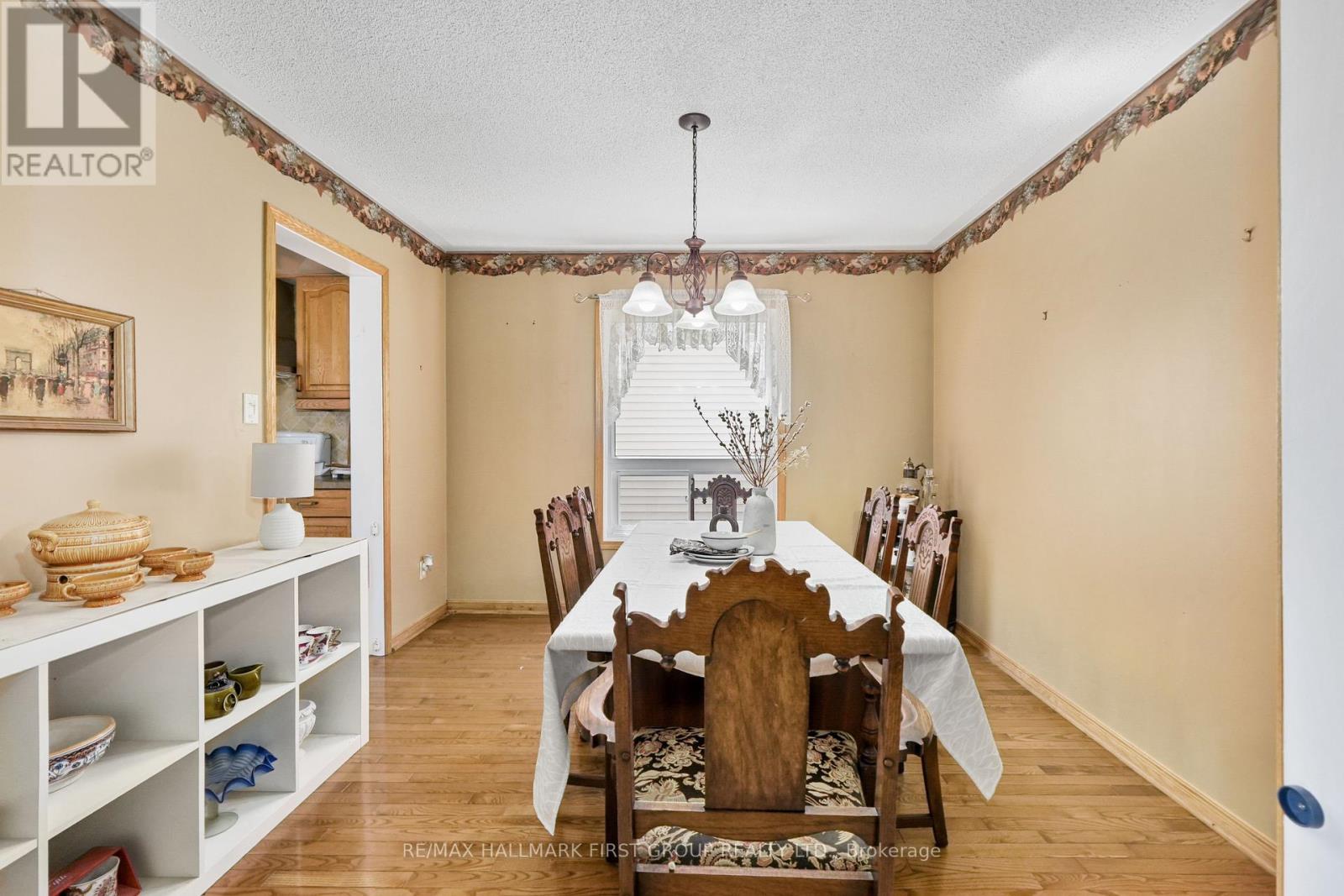 120 Sutherland Crescent, Cobourg, Ontario  K9A 5L1 - Photo 9 - X12307219