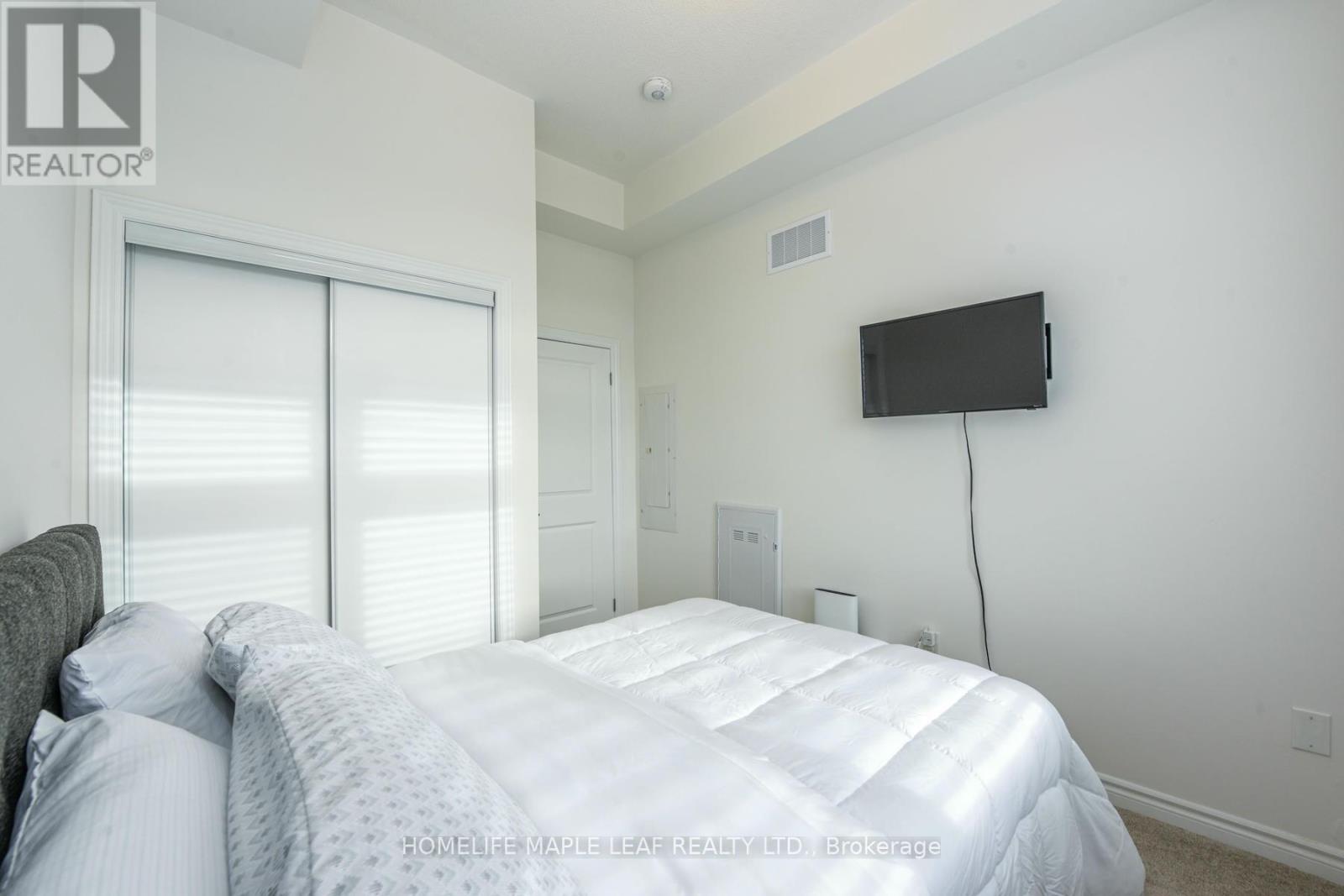 215 - 30 Halliford Place, Brampton (Bram East), Ontario  L6P 4R1 - Photo 26 - W12300872