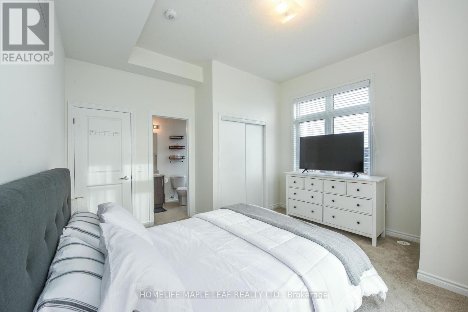 215 - 30 Halliford Place, Brampton (Bram East), Ontario  L6P 4R1 - Photo 28 - W12300872