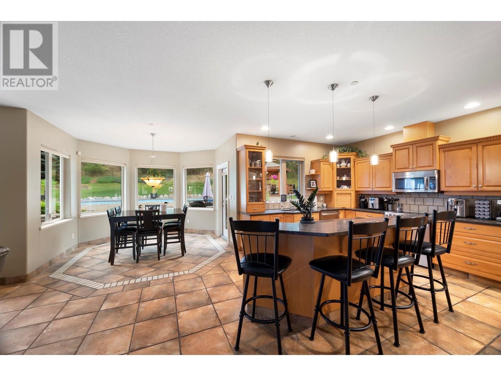 585 Coyote Drive, Kamloops, British Columbia  V2C 6T9 - Photo 19 - 10356232