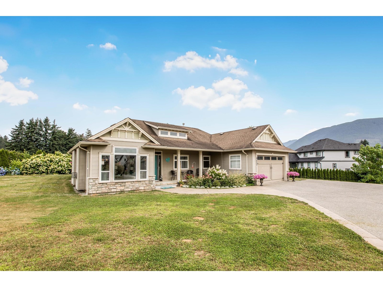 Property at 8455 JACK CRESCENT image 2