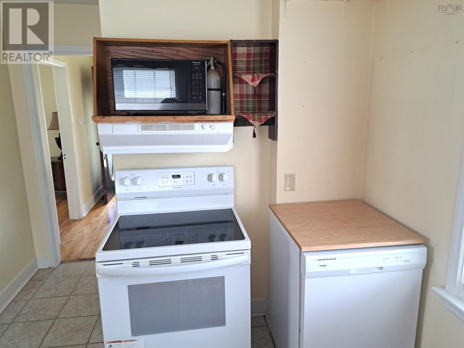 108 Young Street, Truro, Nova Scotia  B2N 3X1 - Photo 15 - 202514350