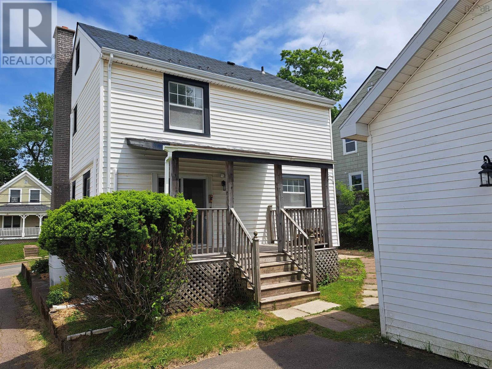 108 Young Street, Truro, Nova Scotia  B2N 3X1 - Photo 2 - 202514350