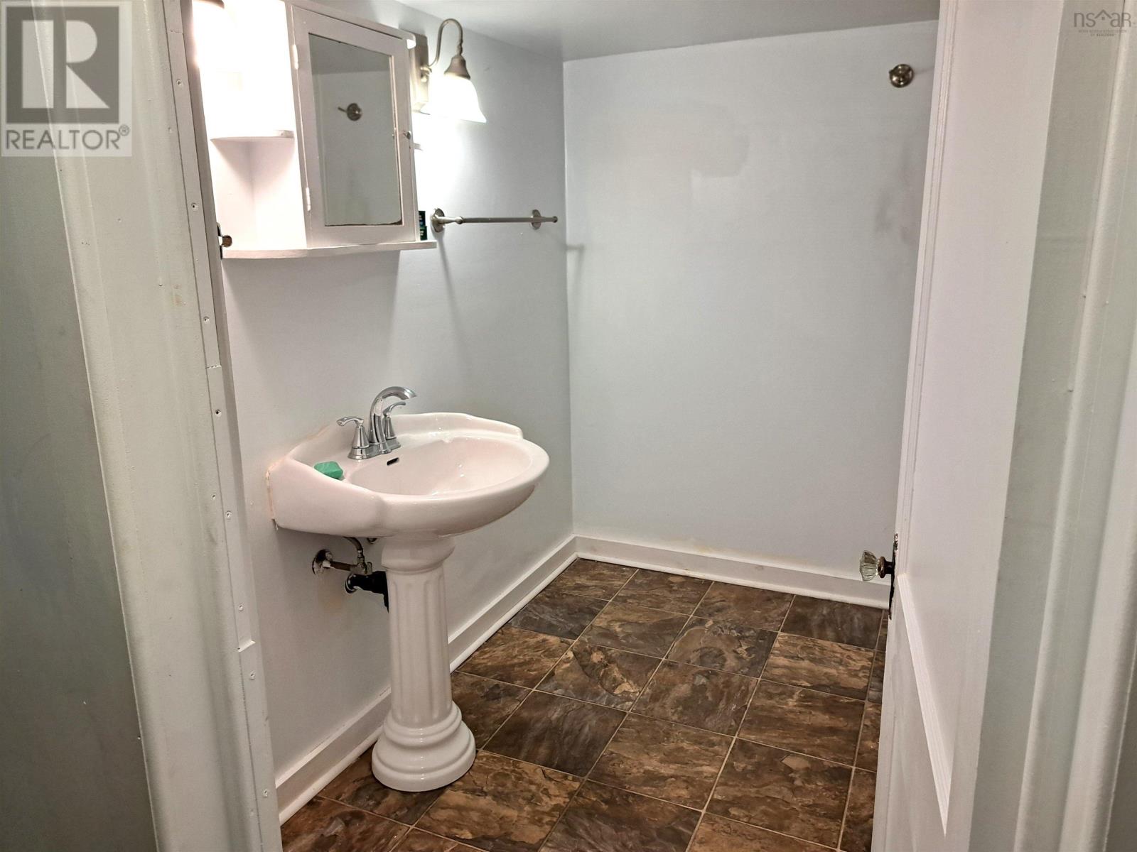 108 Young Street, Truro, Nova Scotia  B2N 3X1 - Photo 29 - 202514350