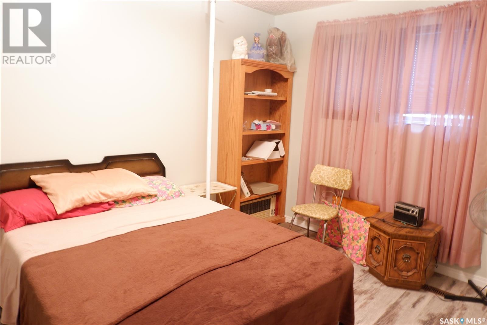 235 King Street, Coronach, Saskatchewan  S0H 0Z0 - Photo 13 - SK013032