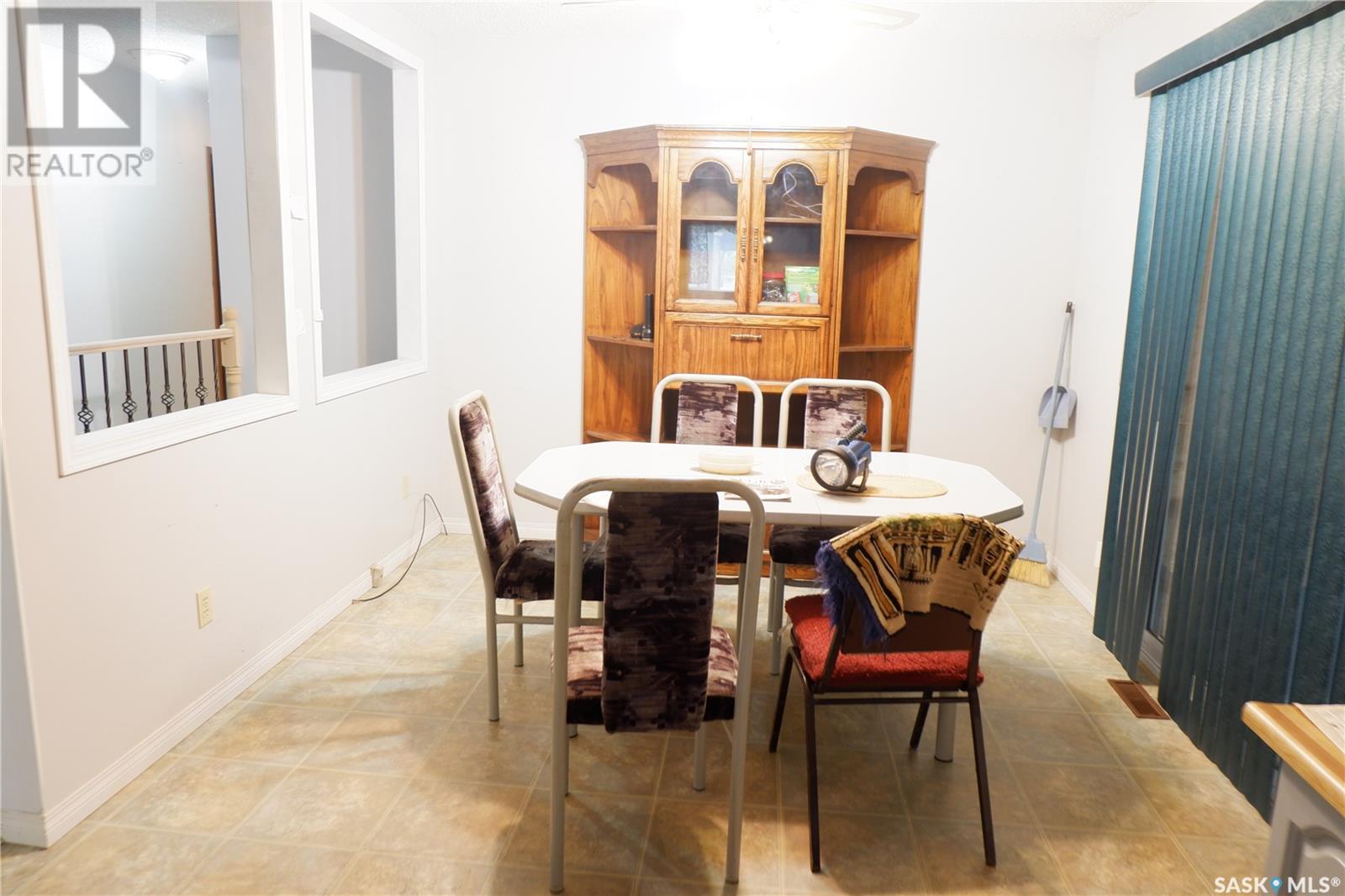 235 King Street, Coronach, Saskatchewan  S0H 0Z0 - Photo 4 - SK013032