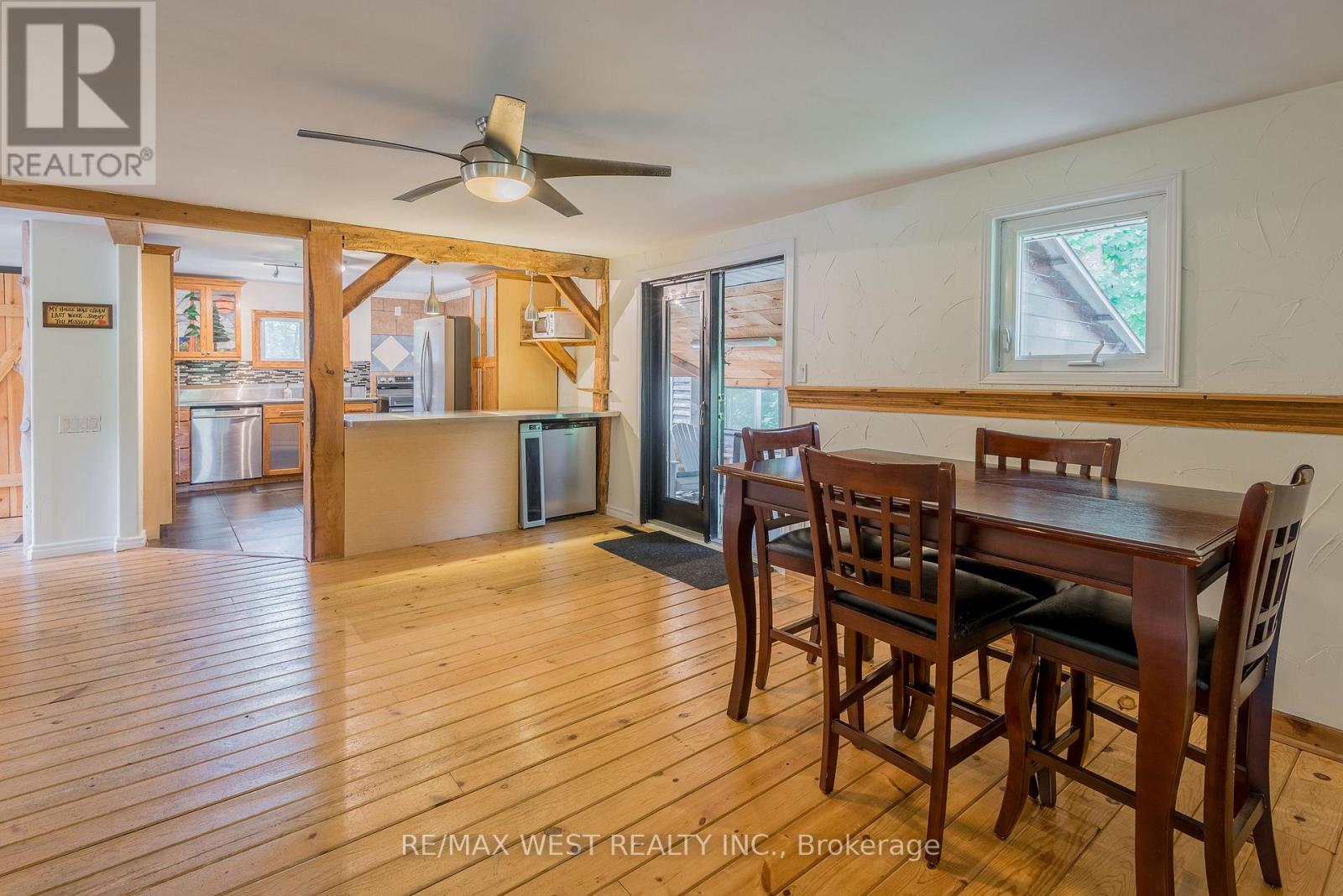 8 Robins Lane, Kawartha Lakes (Carden), Ontario  L0K 1W0 - Photo 2 - X12292743