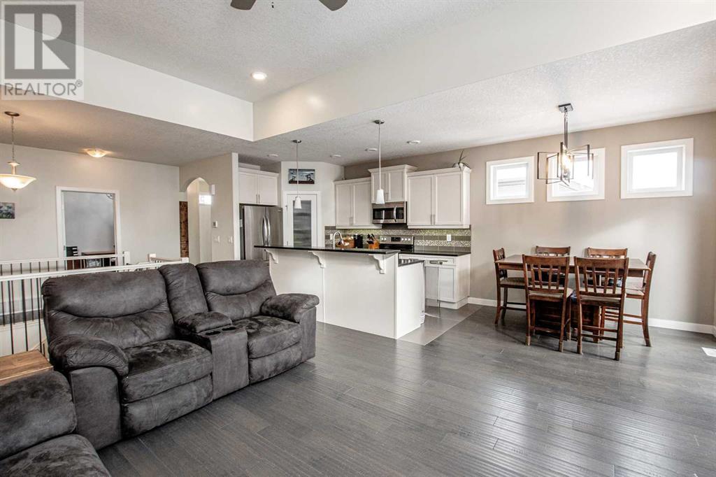 Property at 15421 104B Street image 4
