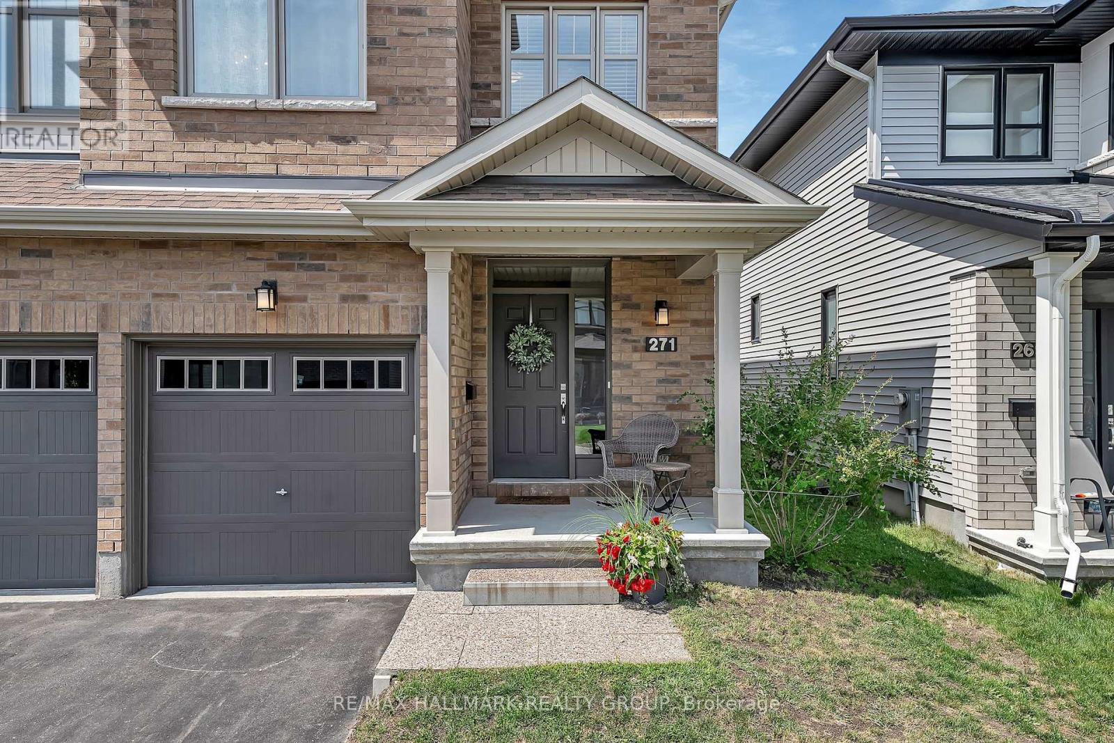 Property at 271 MOUNT NEBO WAY image 3