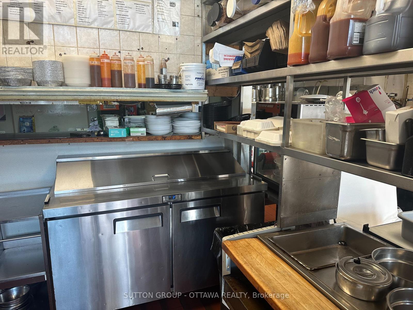 2201 Arch Street, Ottawa, Ontario  K1G 3A2 - Photo 10 - X12307446