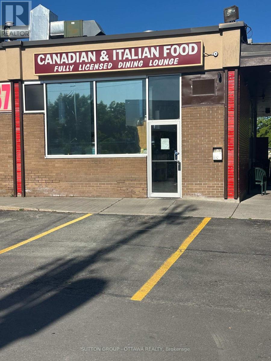 2201 Arch Street, Ottawa, Ontario  K1G 3A2 - Photo 5 - X12307446