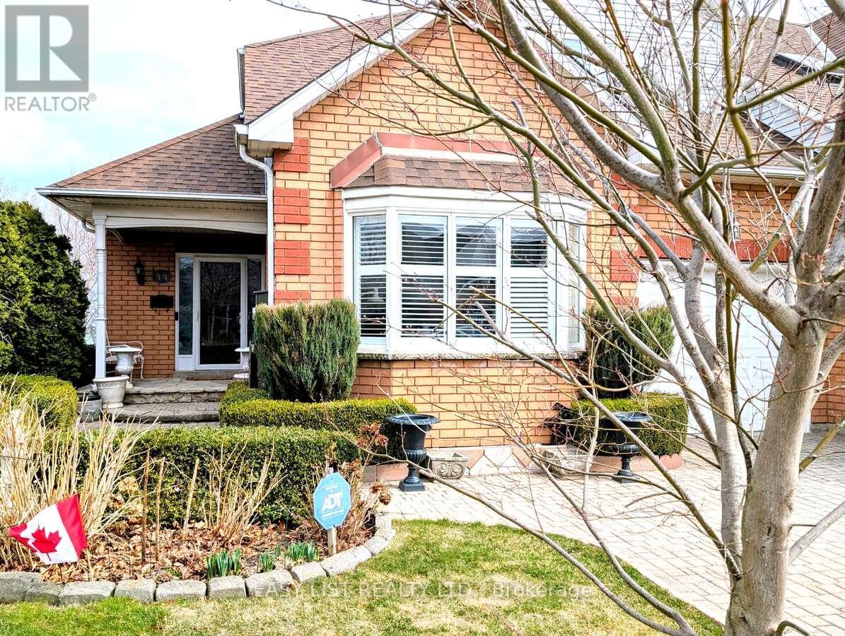 44 Morrison Crescent, Grimsby, Ontario  L3M 5K4 - Photo 7 - X12033398