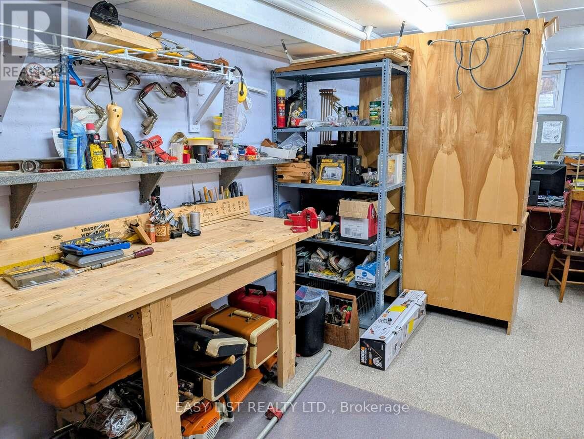 44 Morrison Crescent, Grimsby, Ontario  L3M 5K4 - Photo 31 - X12033398