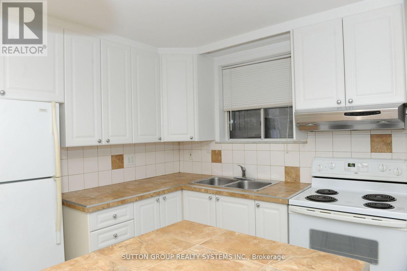324 Lauder Avenue, Toronto, Ontario  M6E 3H6 - Photo 2 - C12307284