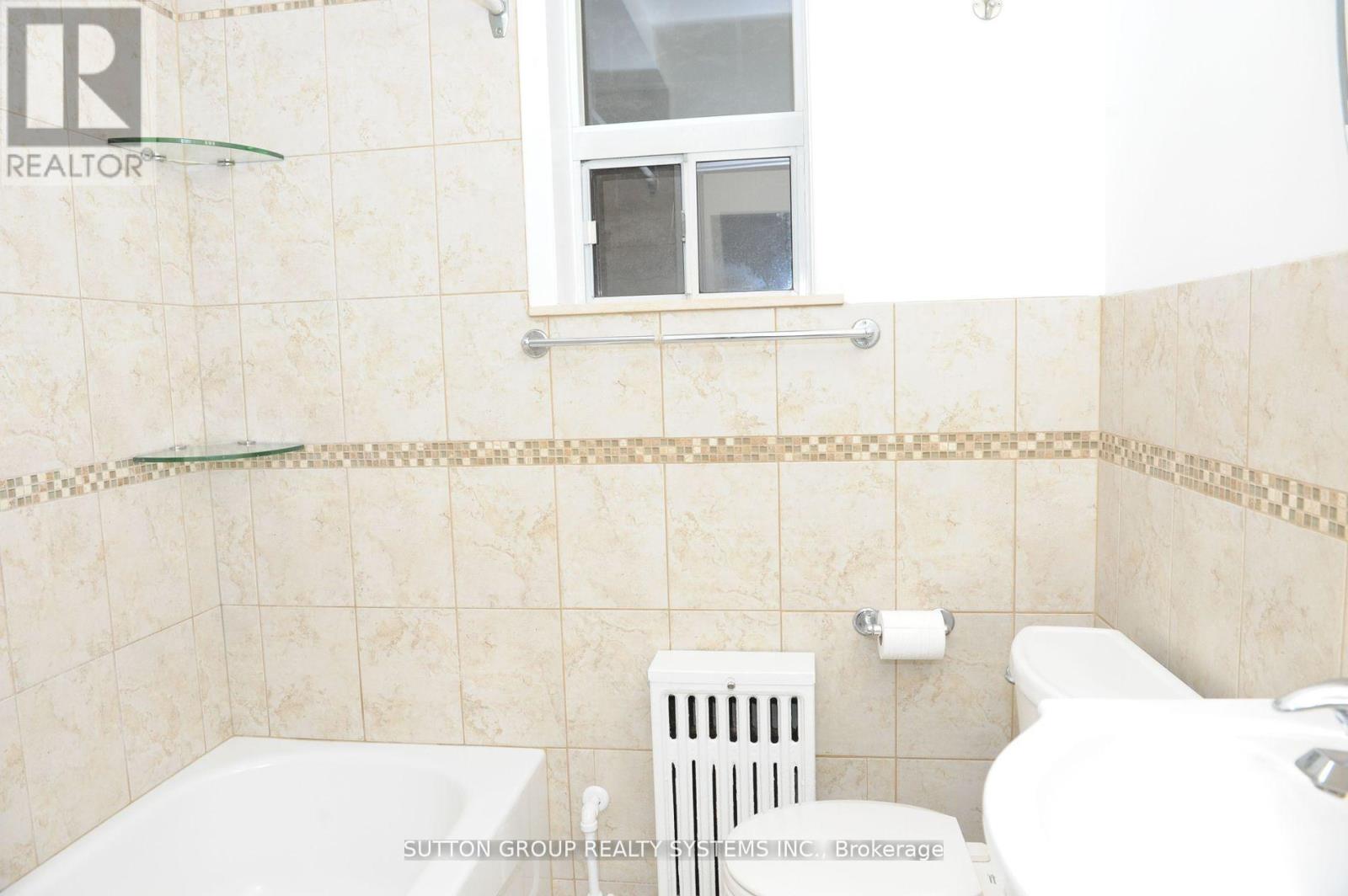 324 Lauder Avenue, Toronto, Ontario  M6E 3H6 - Photo 4 - C12307284