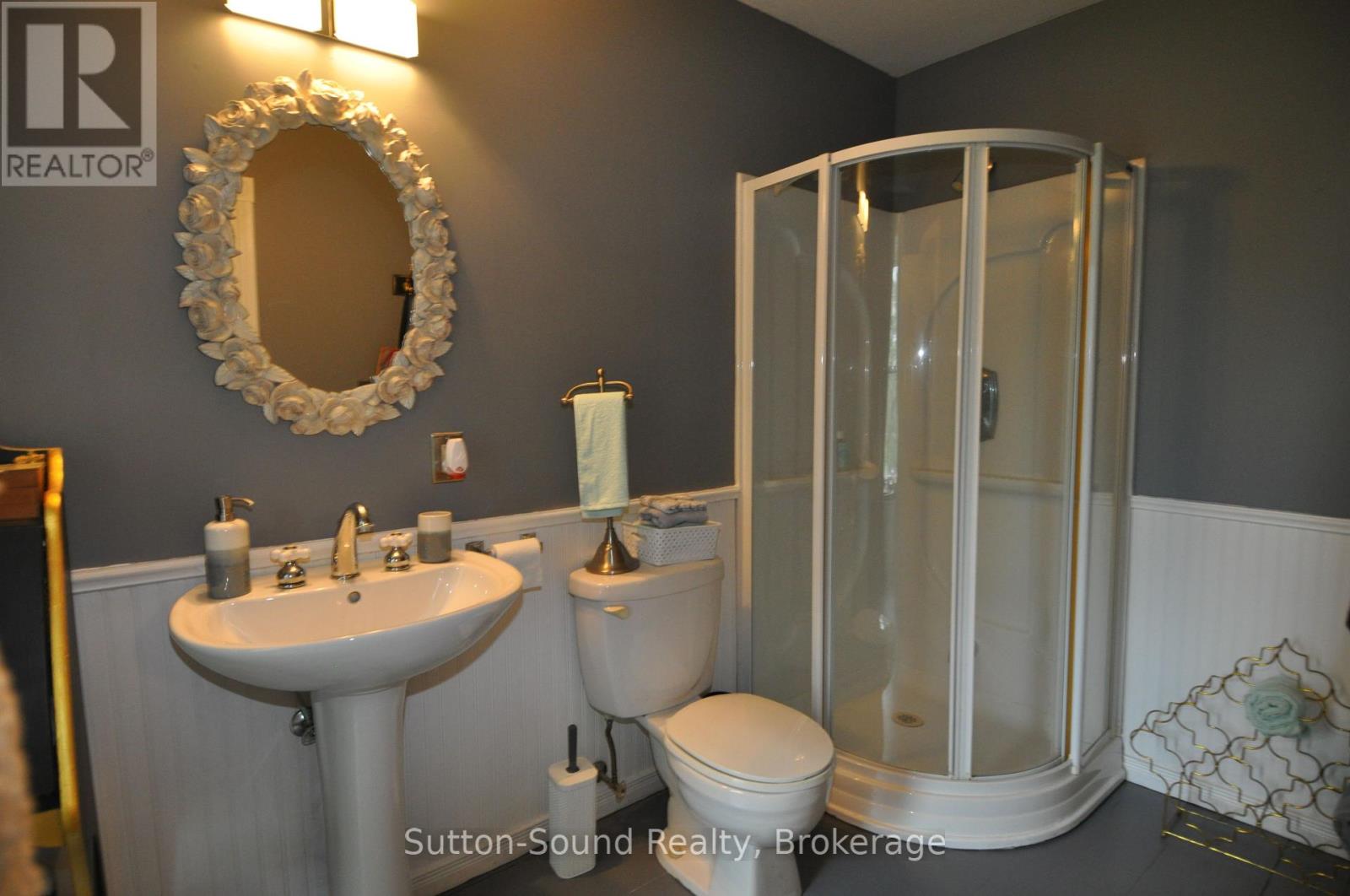 382105 17 Concession, Georgian Bluffs, Ontario  N0H 2T0 - Photo 16 - X12154628