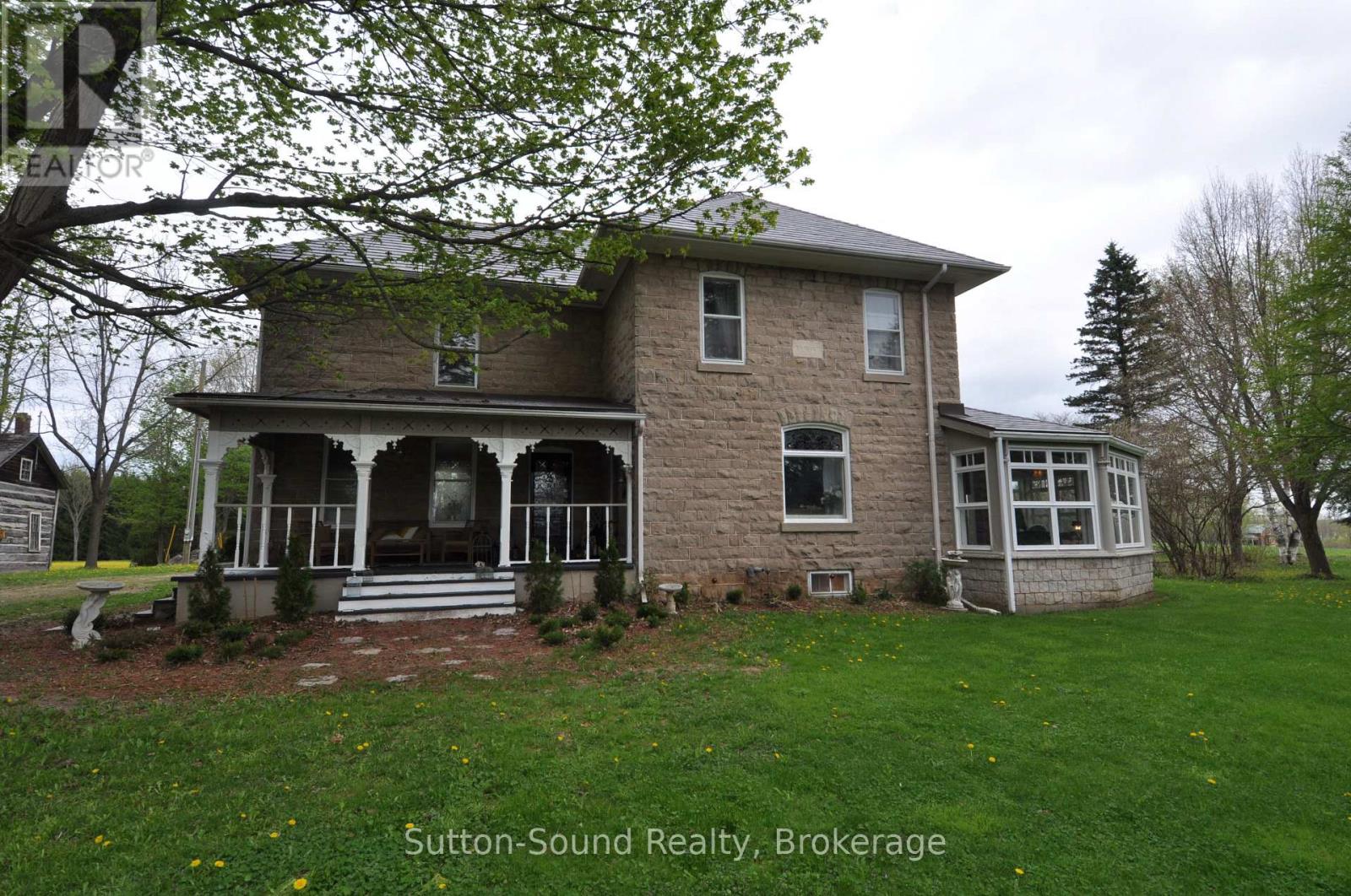 382105 17 Concession, Georgian Bluffs, Ontario  N0H 2T0 - Photo 2 - X12154628