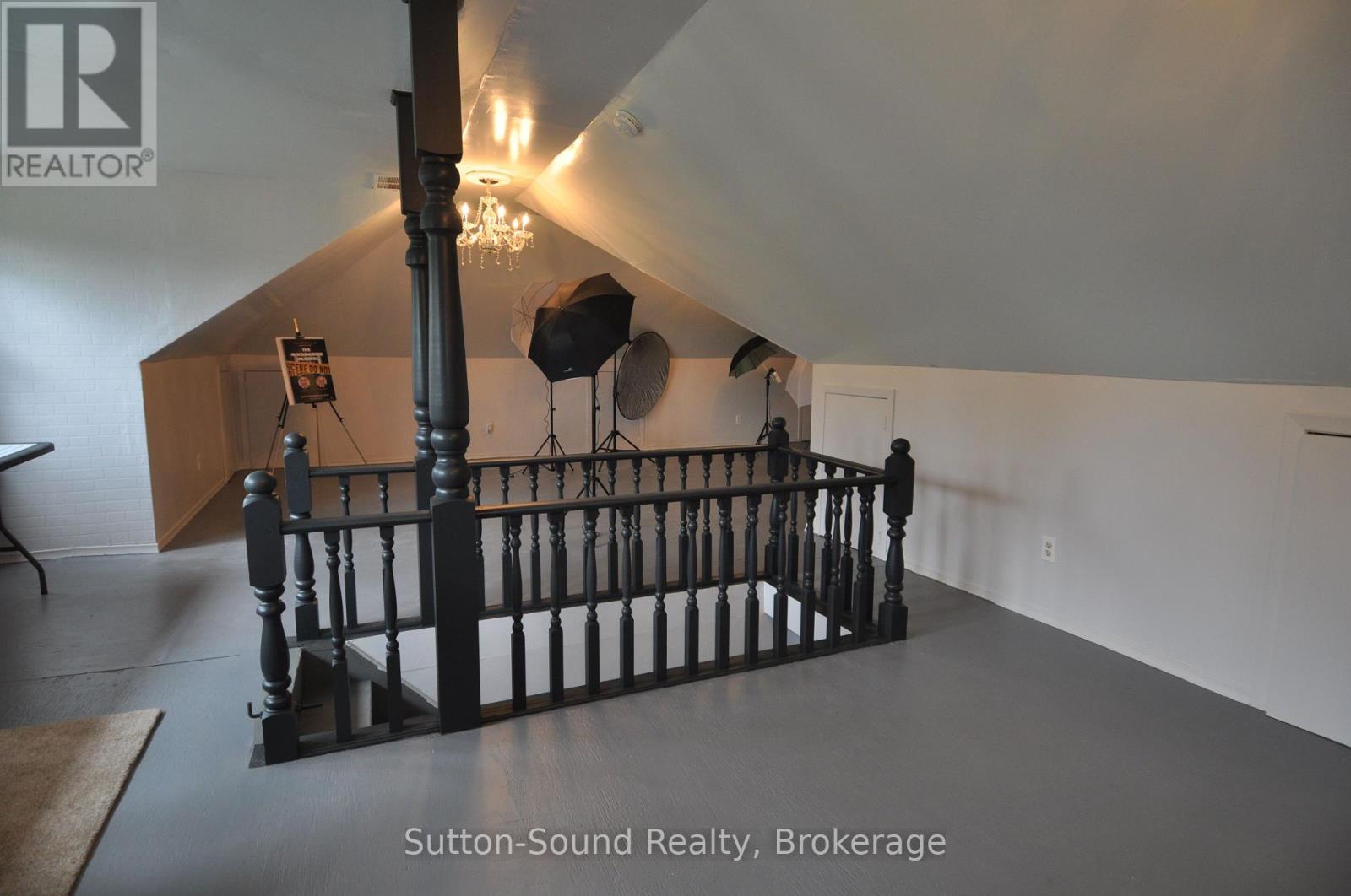 382105 17 Concession, Georgian Bluffs, Ontario  N0H 2T0 - Photo 42 - X12154628