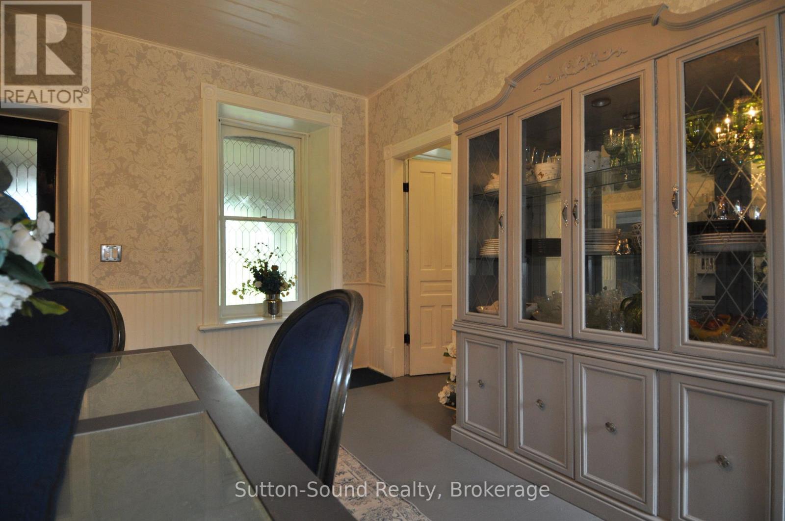 382105 17 Concession, Georgian Bluffs, Ontario  N0H 2T0 - Photo 7 - X12154628