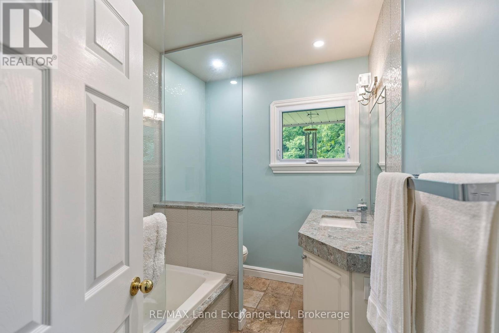 14519 Elginfield Road, Middlesex Centre, Ontario  N0M 2J0 - Photo 23 - X12202620