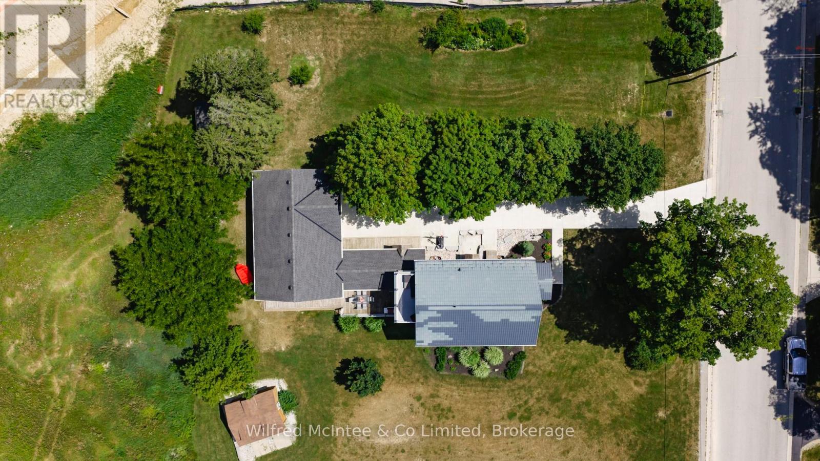 938 Old Durham Road, Brockton, Ontario  N0G 2V0 - Photo 6 - X12307440