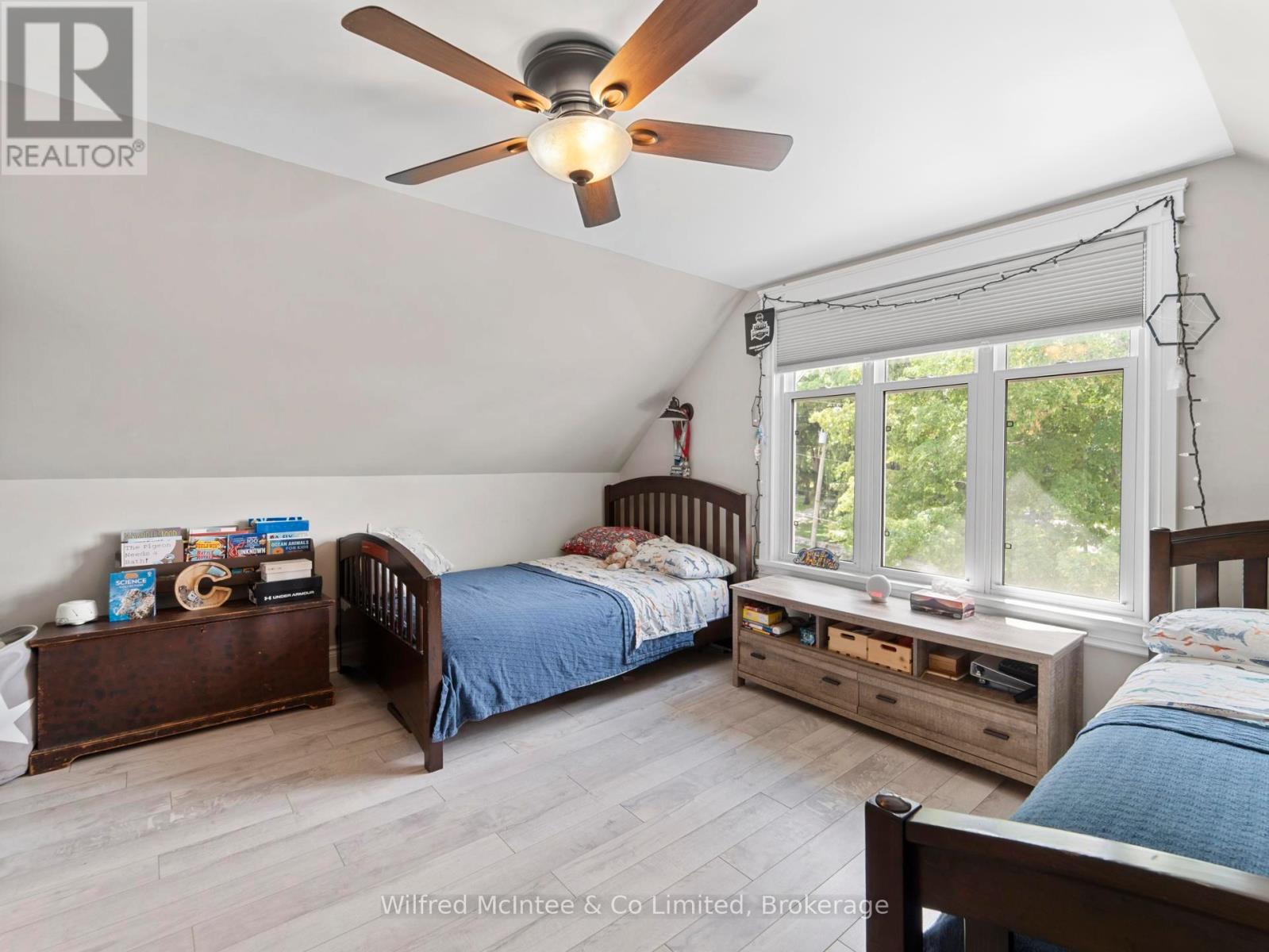 938 Old Durham Road, Brockton, Ontario  N0G 2V0 - Photo 28 - X12307440