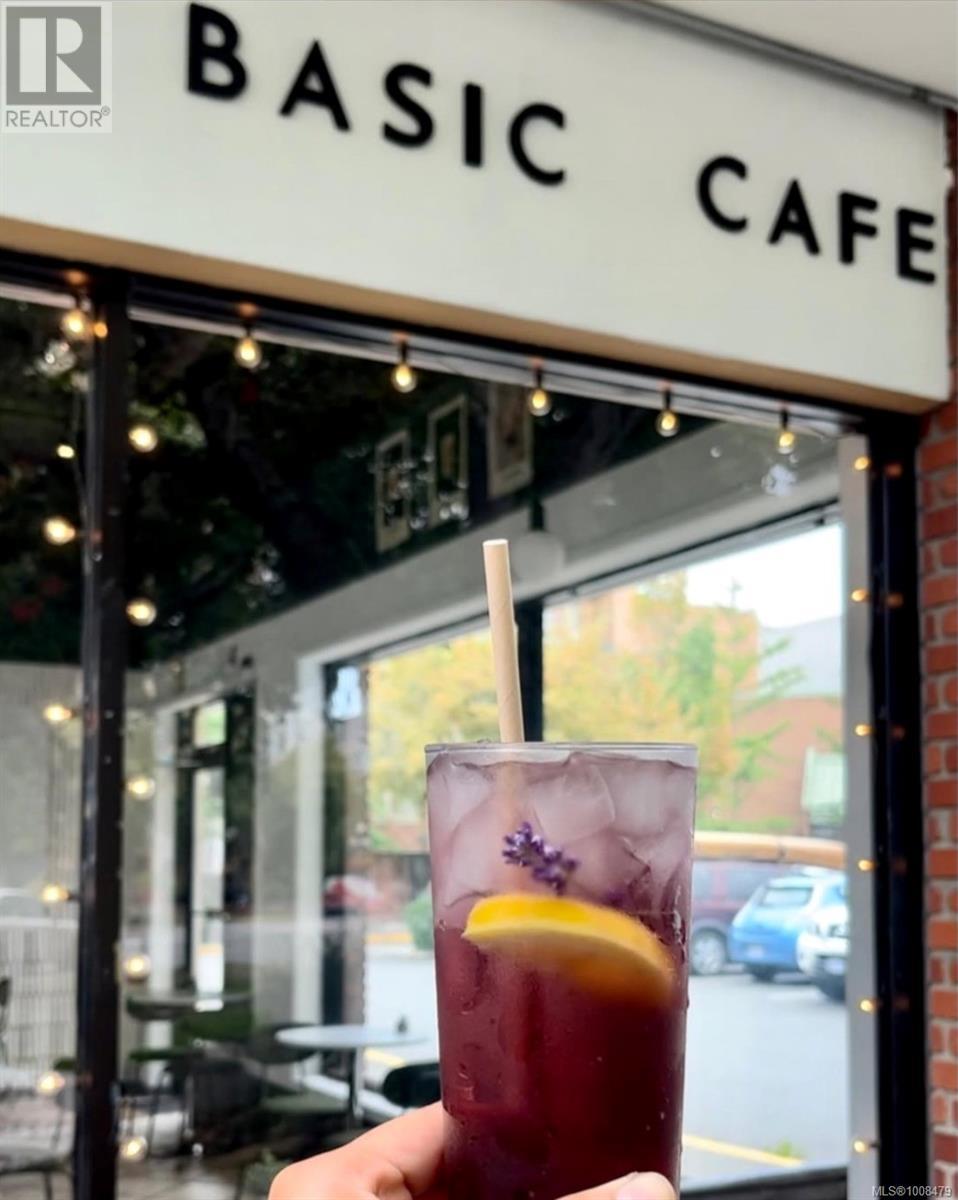 160 911 Yates St, Victoria, British Columbia