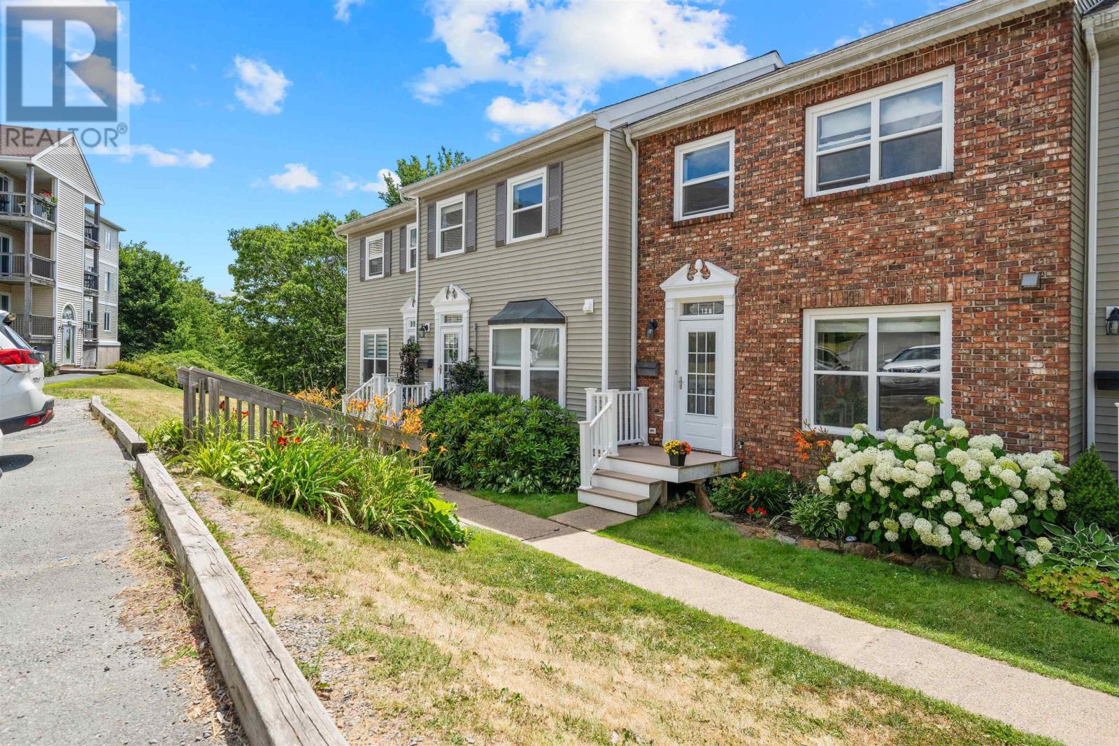 Property at 128 Rutledge Street image 2