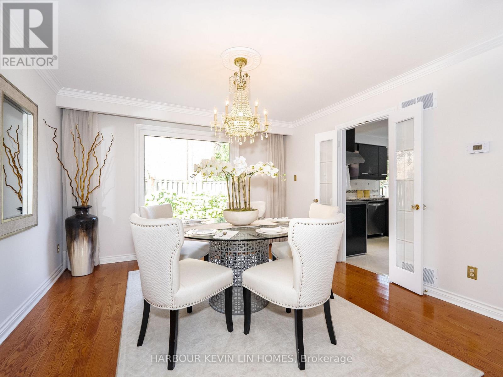 18 Whitman Street, Toronto, Ontario  M2M 3H8 - Photo 10 - C12307351