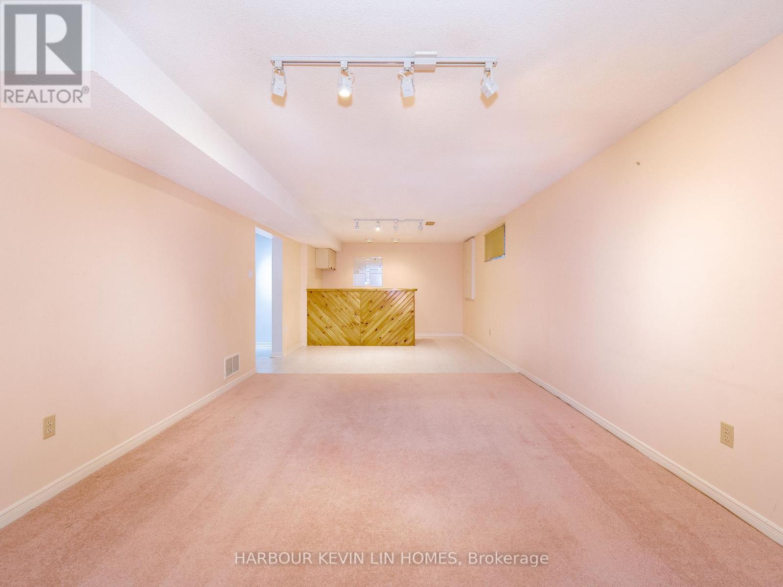 18 Whitman Street, Toronto, Ontario  M2M 3H8 - Photo 36 - C12307351