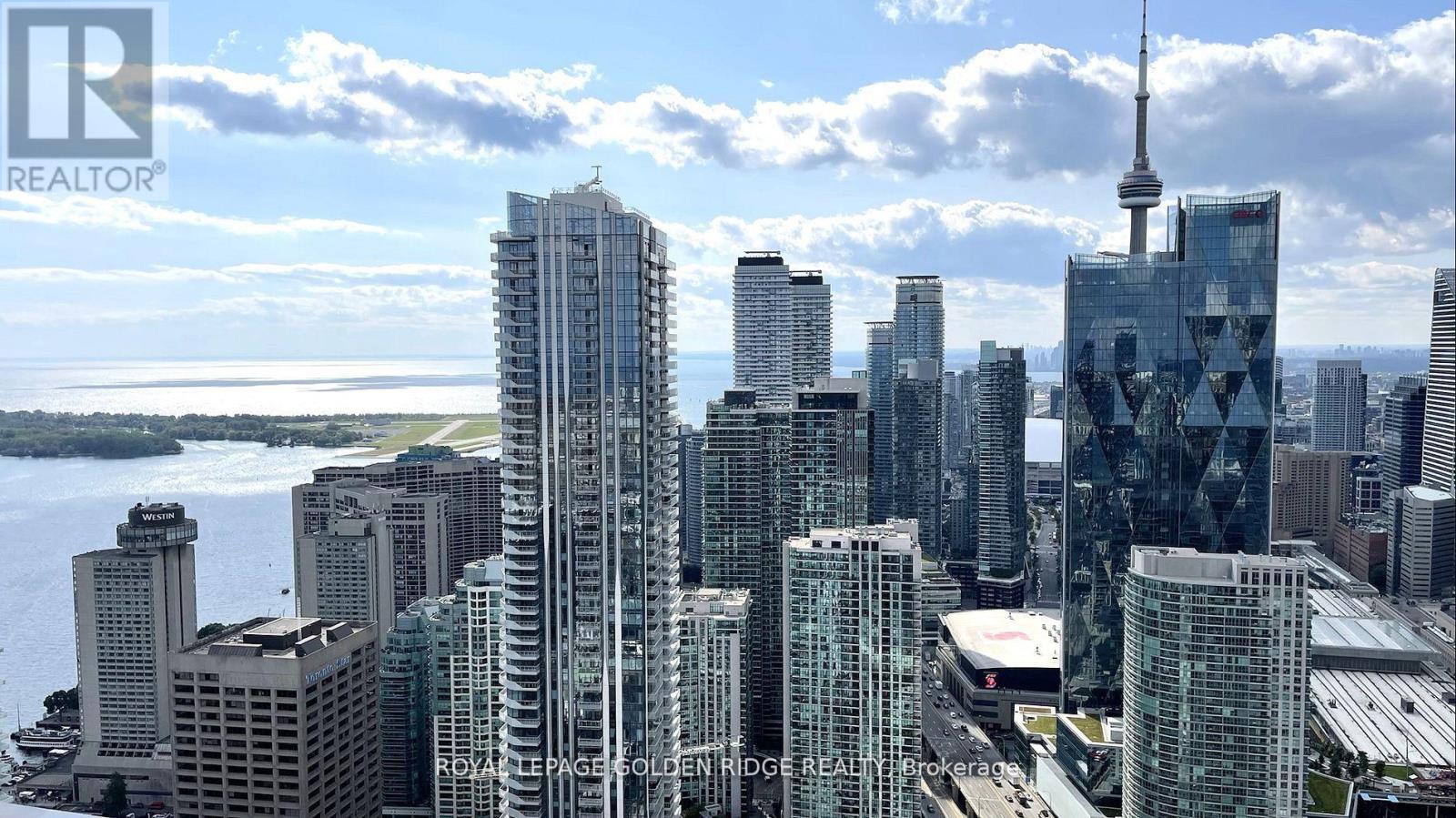 6312 - 55 Cooper Street, Toronto, Ontario  M5E 0G1 - Photo 2 - C12307376