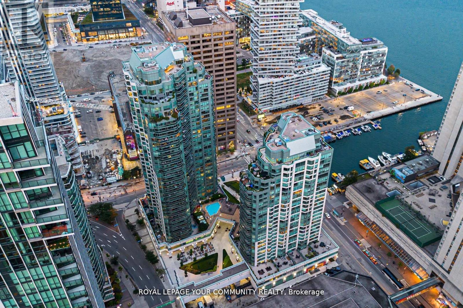 2402 - 10 Queens Quay W, Toronto, Ontario  M5J 2R9 - Photo 25 - C12307401