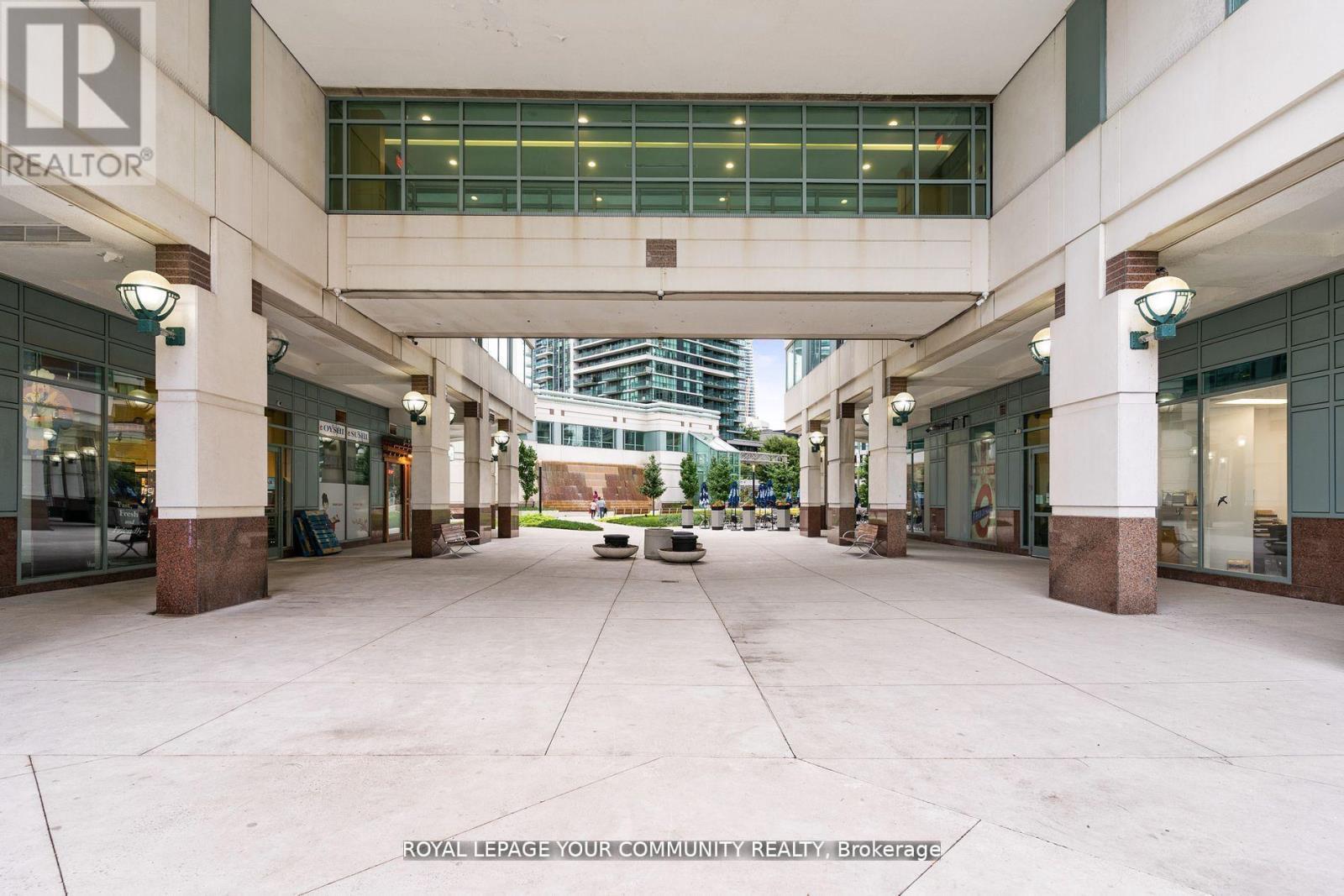 2402 - 10 Queens Quay W, Toronto, Ontario  M5J 2R9 - Photo 3 - C12307401