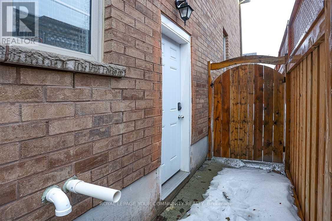 Property at 186 COSGROVE DRIVE image 3
