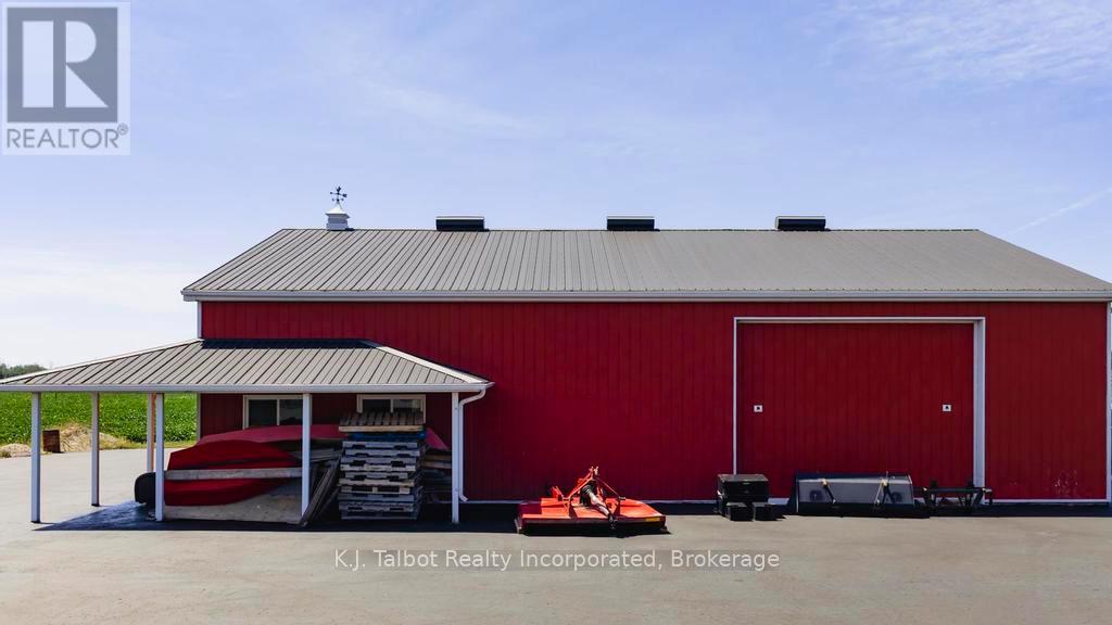 79823 Bluewater Highway, Central Huron, Ontario  N7A 3X8 - Photo 11 - X12307538