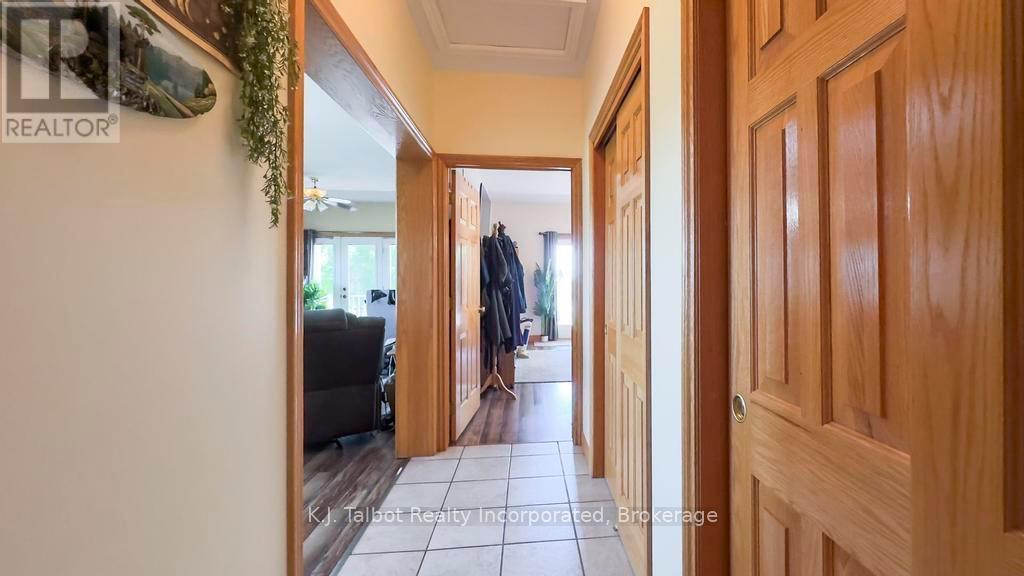 79823 Bluewater Highway, Central Huron, Ontario  N7A 3X8 - Photo 25 - X12307538