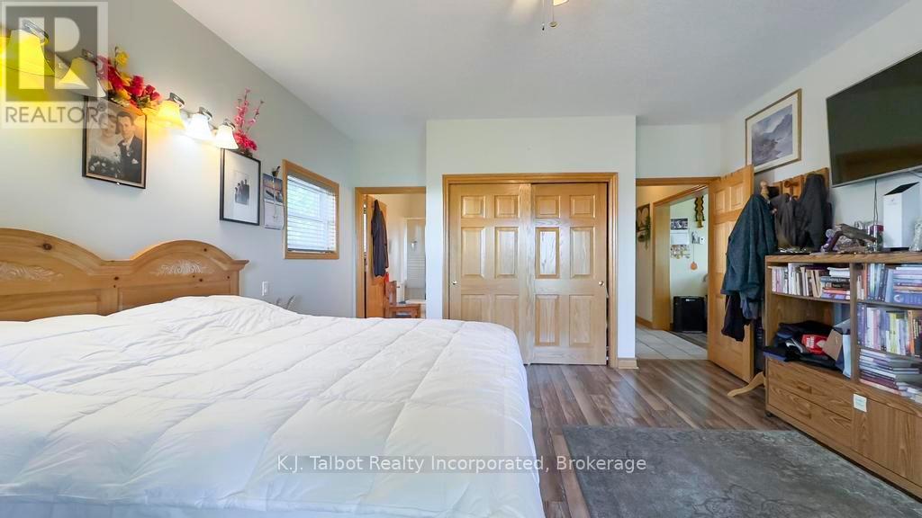 79823 Bluewater Highway, Central Huron, Ontario  N7A 3X8 - Photo 29 - X12307538
