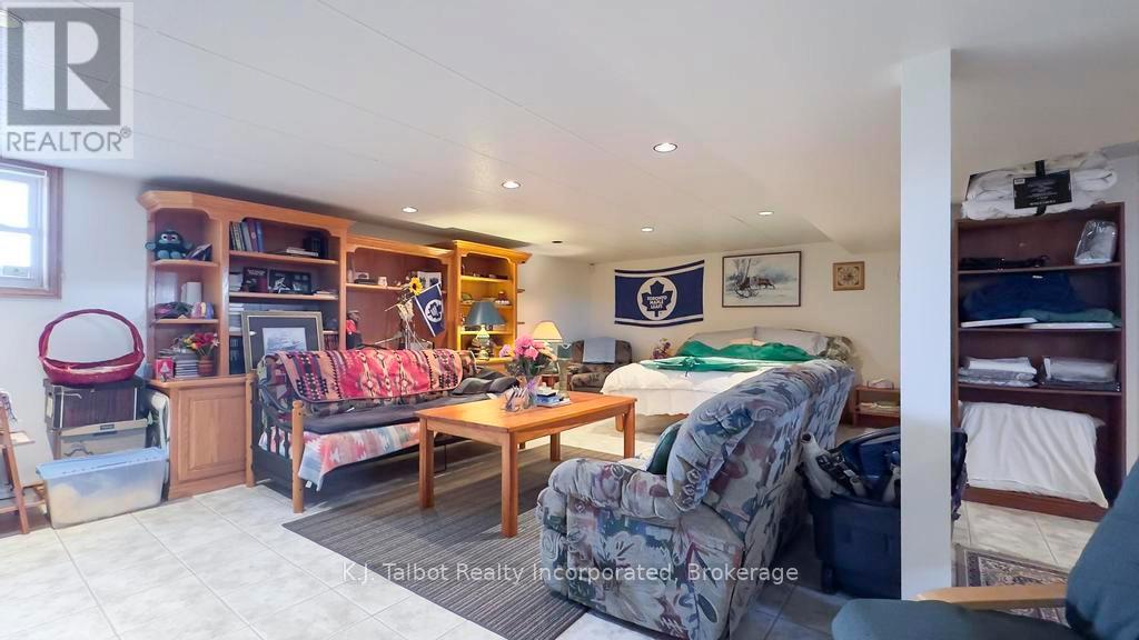 79823 Bluewater Highway, Central Huron, Ontario  N7A 3X8 - Photo 39 - X12307538