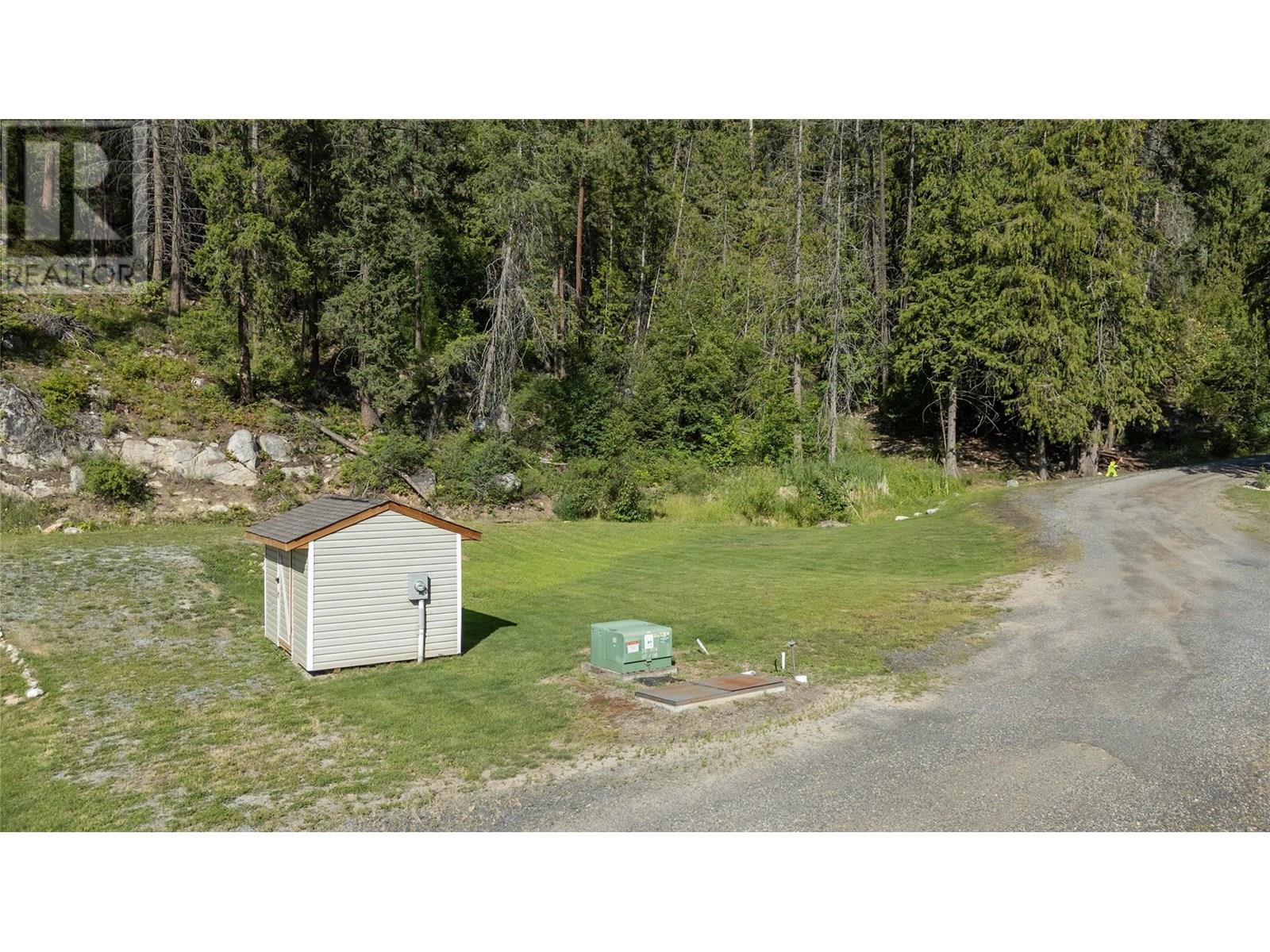 100 Laguna Crescent, Twin Bays, British Columbia  V0B 1G0 - Photo 8 - 10353639