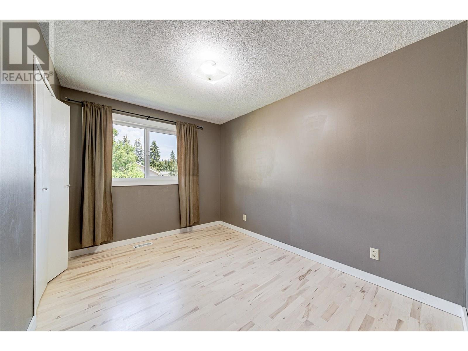 1255 Hickory Crescent, Sparwood, British Columbia  V0B 2G2 - Photo 15 - 10354094