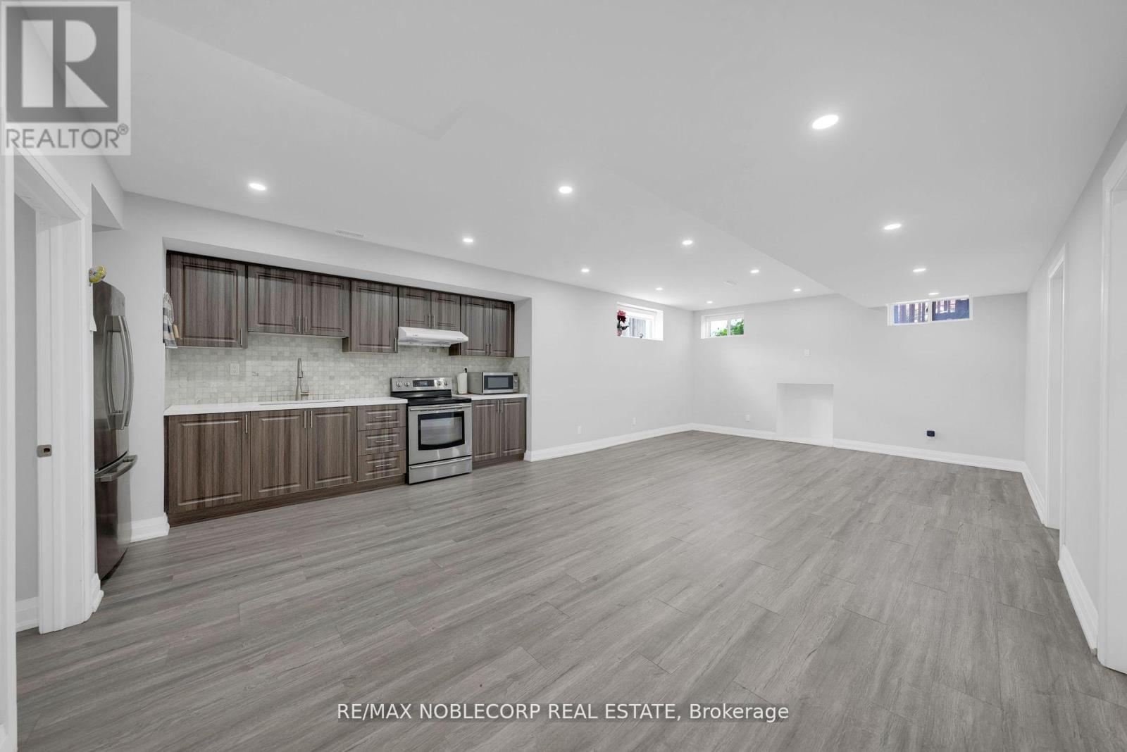 1 Walker Boulevard, New Tecumseth, Ontario  L9R 0N2 - Photo 31 - N12307331