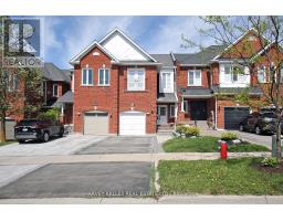 22 CASA GRANDE STREET, Richmond Hill, Ontario