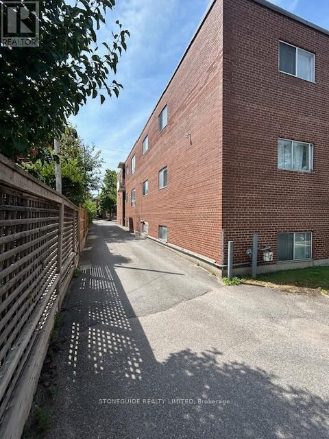 200 London Street, Peterborough, Ontario  K9H 2Y9 - Photo 4 - X12307506